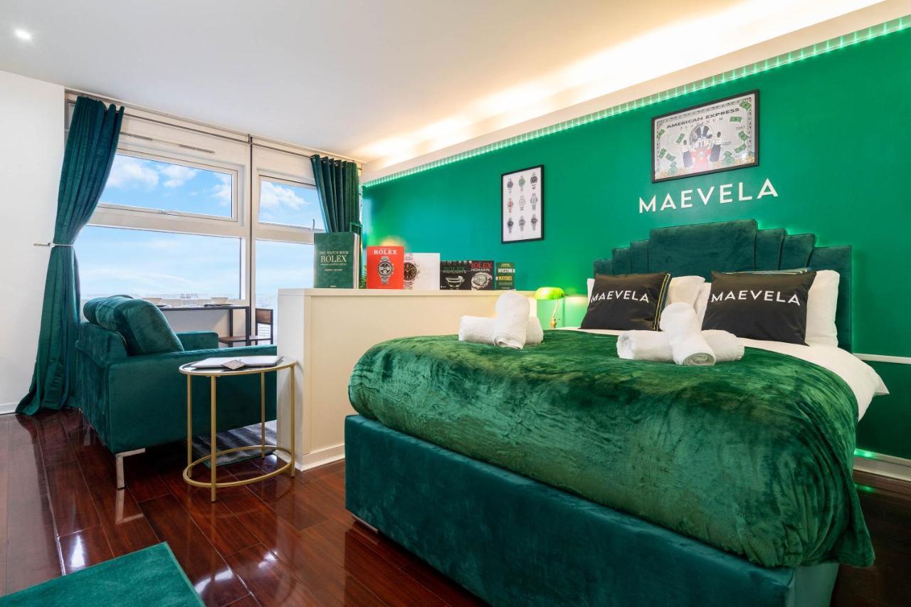 Maevela Apartments - Top Floor Rolex Themed Studio Apt Inside The Cube, Mailbox - Free Netflix & Wifi Birmingam Exterior foto