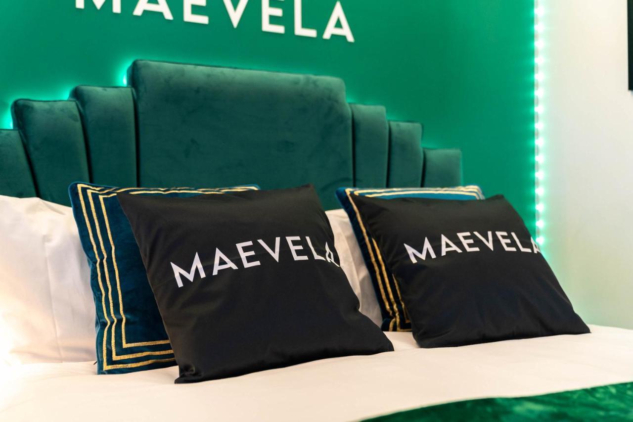 Maevela Apartments - Top Floor Rolex Themed Studio Apt Inside The Cube, Mailbox - Free Netflix & Wifi Birmingam Exterior foto