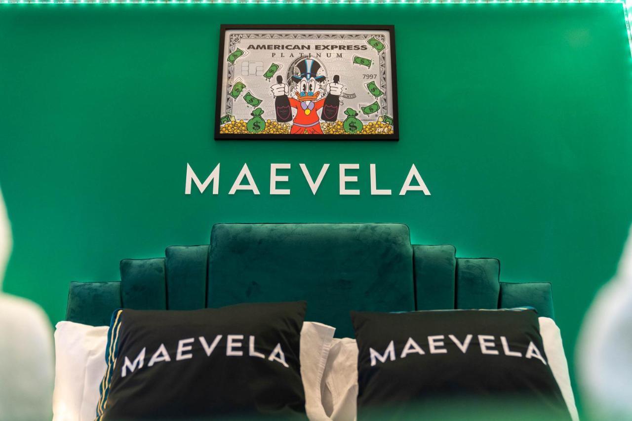 Maevela Apartments - Top Floor Rolex Themed Studio Apt Inside The Cube, Mailbox - Free Netflix & Wifi Birmingam Exterior foto