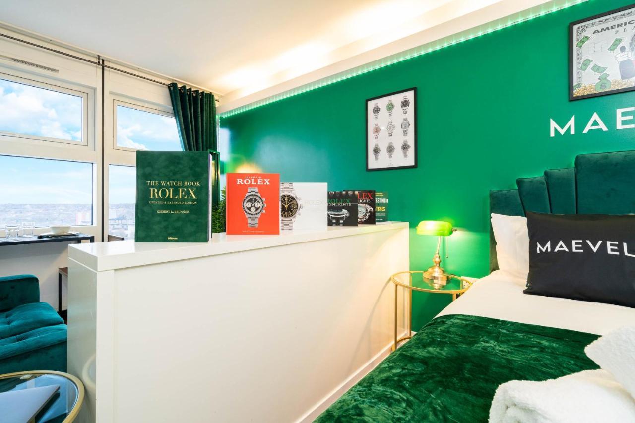 Maevela Apartments - Top Floor Rolex Themed Studio Apt Inside The Cube, Mailbox - Free Netflix & Wifi Birmingam Exterior foto